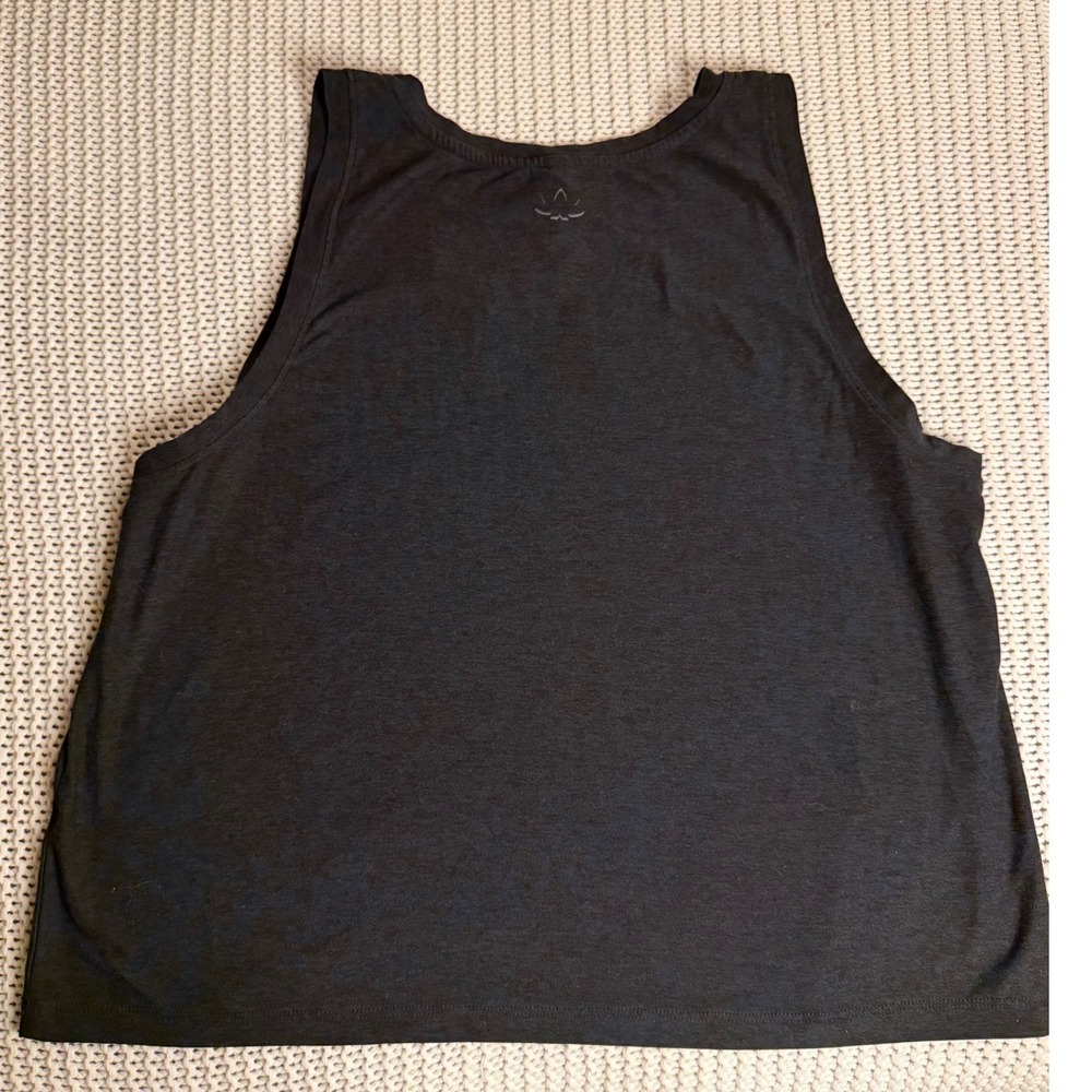 Beyond Yoga Womens Black Heathered Relaxed Fit Cropped Tank Top Size Medium